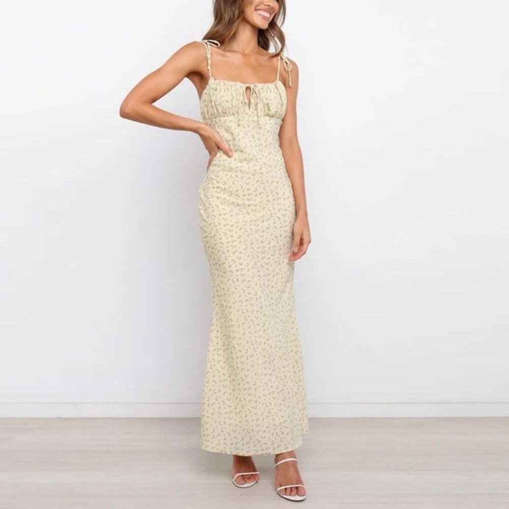 Petal & Pup- Xane dress- Yellow Floral Maxi. Size Aus 8/US 4 (small)